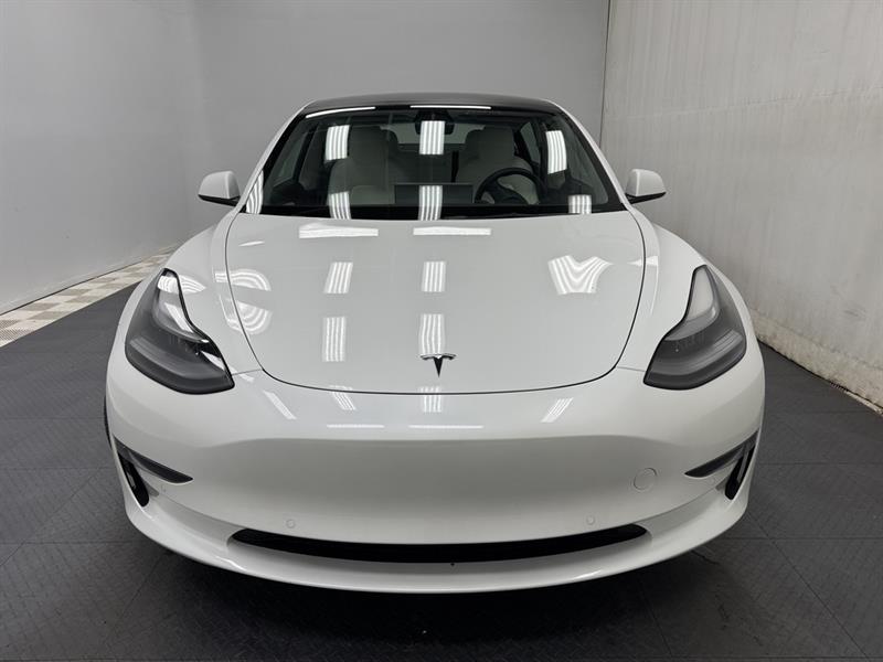 tesla Model 3 2022 - 16