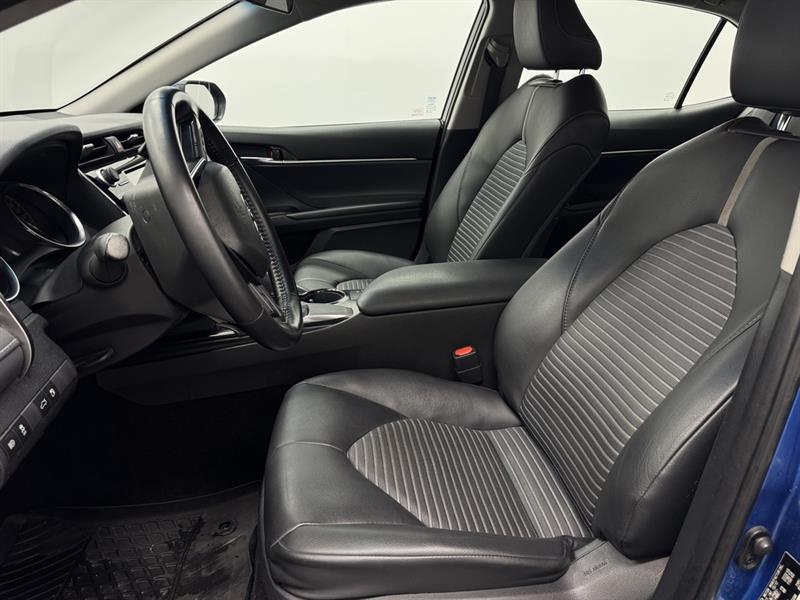 toyota Camry 2018 - 2