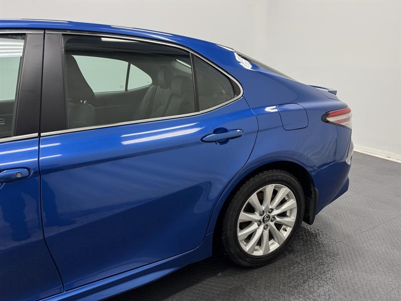 toyota Camry 2018 - 4