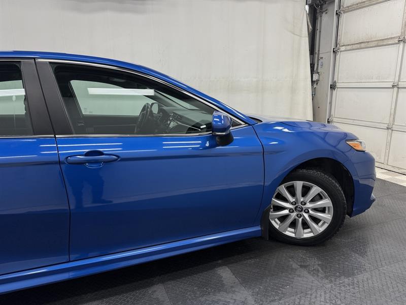 toyota Camry 2018 - 13