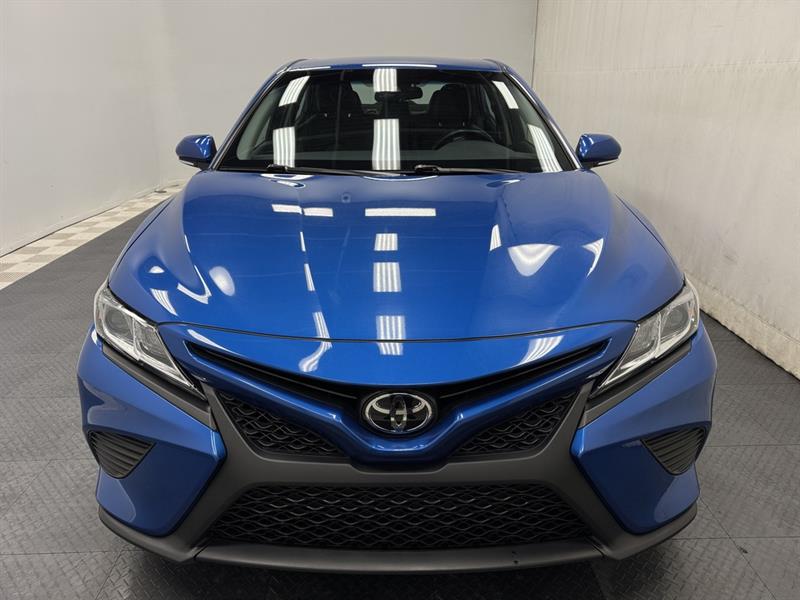 toyota Camry 2018 - 17