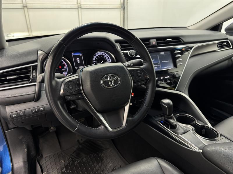 toyota Camry 2018 - 18