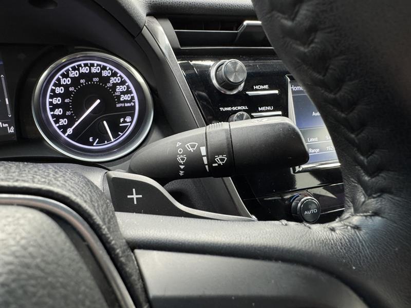 toyota Camry 2018 - 25