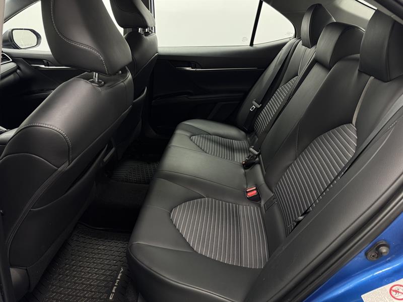 toyota Camry 2018 - 30