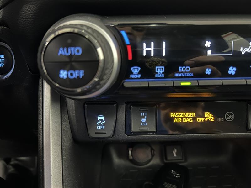 toyota RAV4 2021 - 12