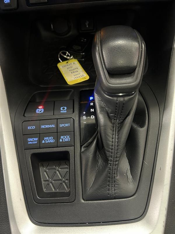 toyota RAV4 2021 - 16