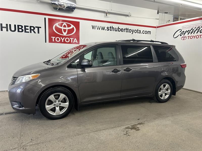 toyota Sienna 2015