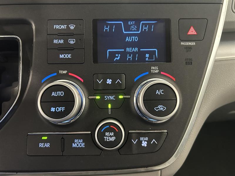 toyota Sienna 2015 - 3