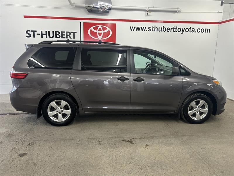 toyota Sienna 2015 - 9