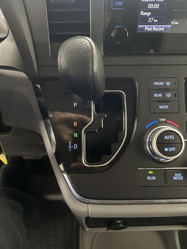 toyota Sienna 2015 - 17