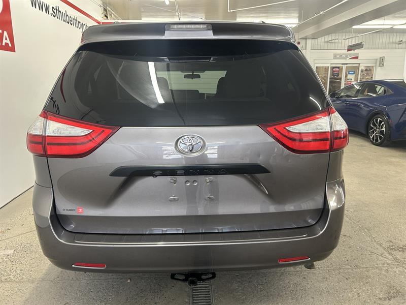 toyota Sienna 2015 - 23