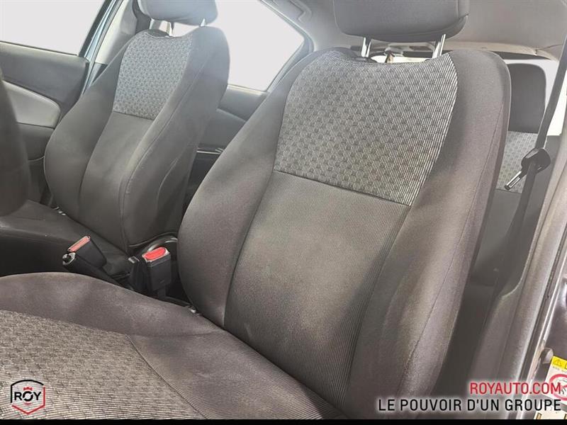 toyota Yaris 2016 - 7