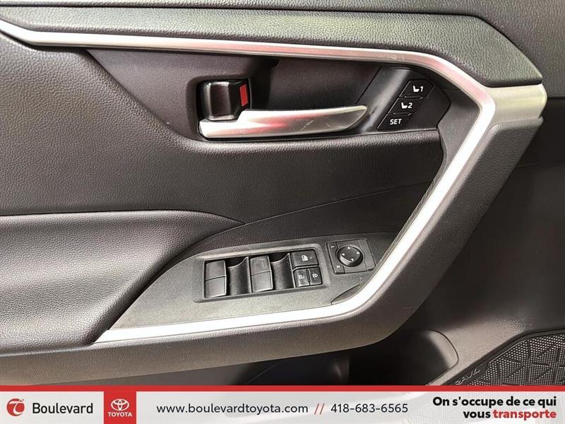 toyota RAV4 2021 - 8