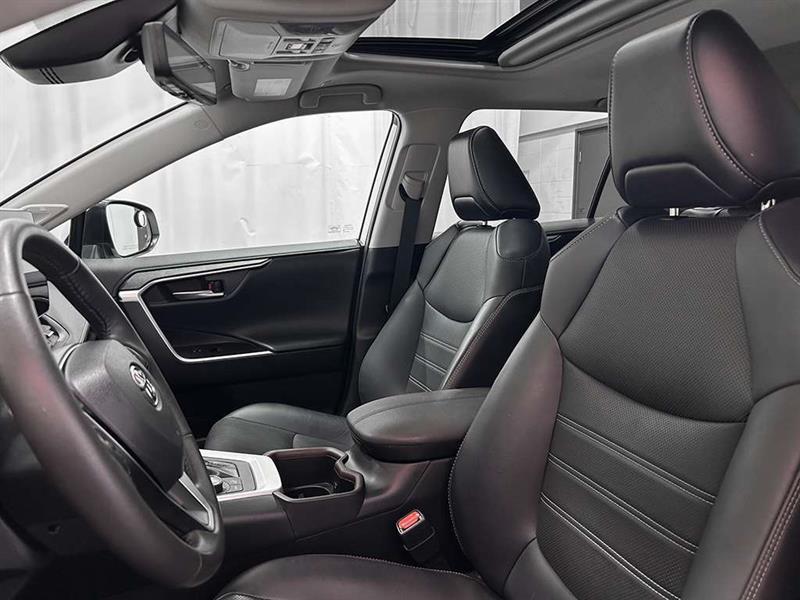 toyota RAV4 2023 - 25