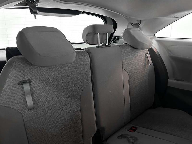 toyota Sienna 2022 - 25