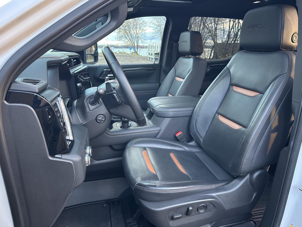 gmc SIERRA 1500 4WD CREW CAB PICKUP 2025 - 26