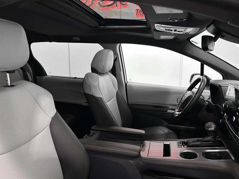 toyota Sienna 2021 - 26