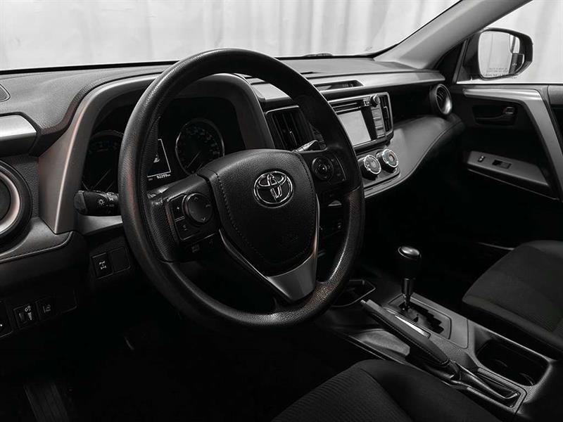 toyota RAV4 2017 - 11