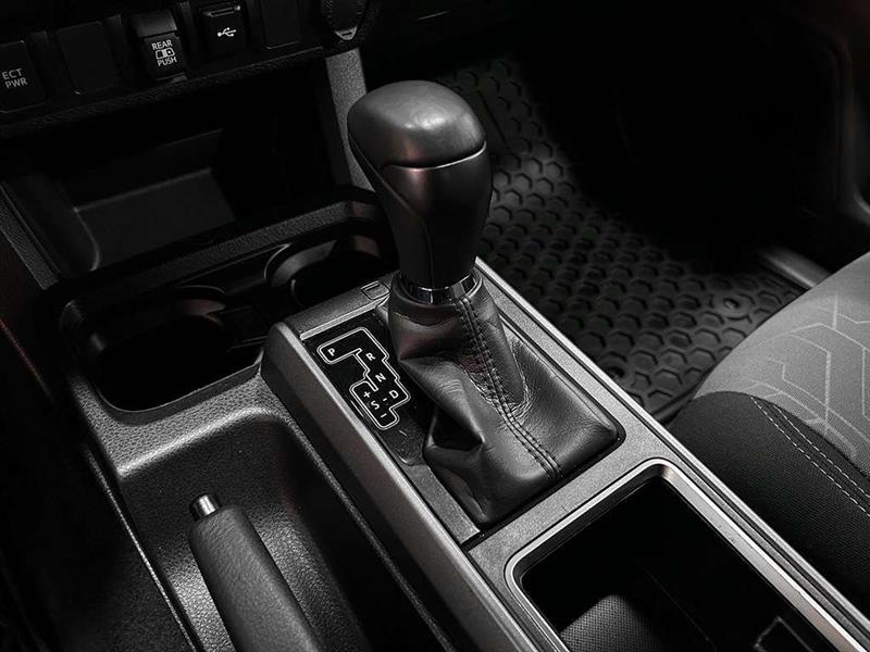 toyota Tacoma 2023 - 17