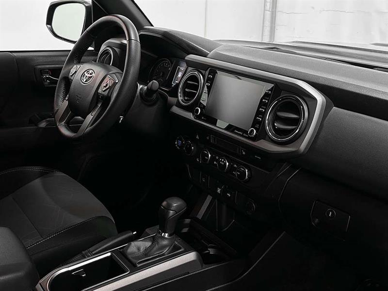 toyota Tacoma 2023 - 26