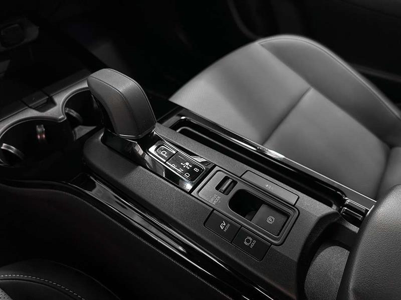 toyota Prius 2024 - 18