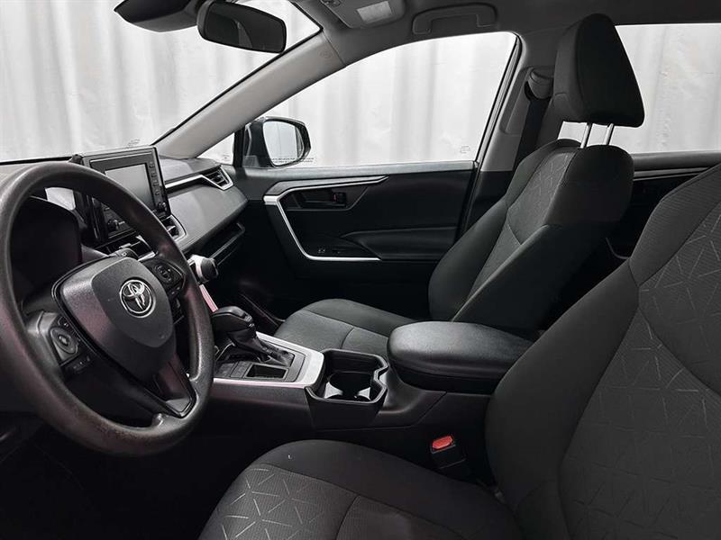 toyota RAV4 2021 - 23