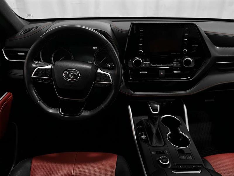 toyota Highlander 2022 - 26