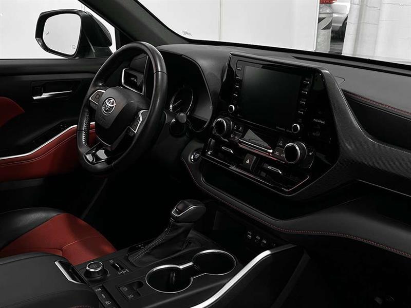 toyota Highlander 2022 - 30