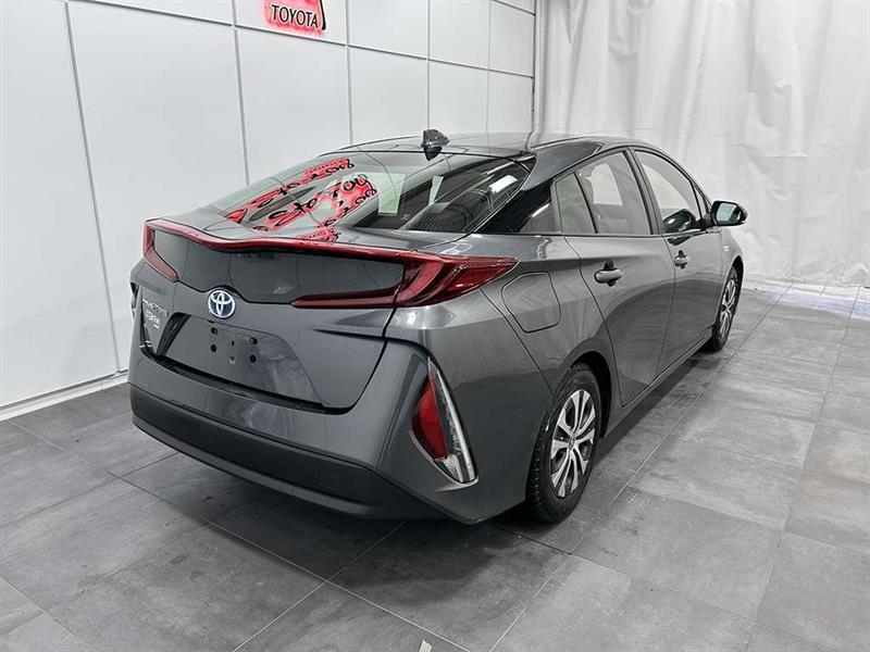 toyota Prius Prime 2022 - 9