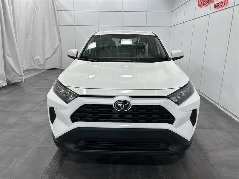 toyota RAV4 2024 - 2