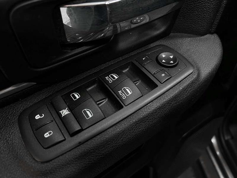 ram 1500 Classic 2021 - 13