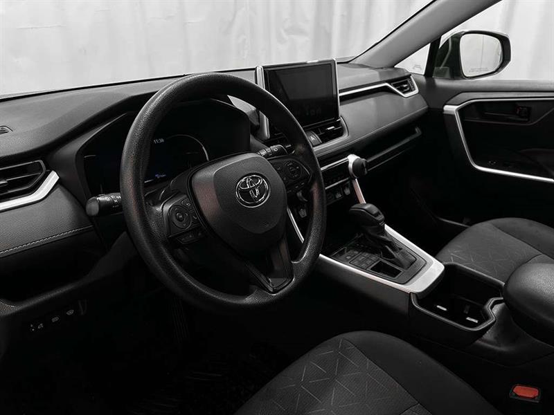 toyota RAV4 2023 - 11
