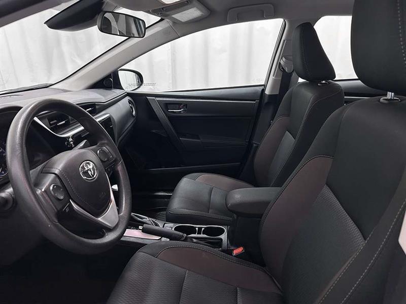 toyota Corolla 2018 - 23