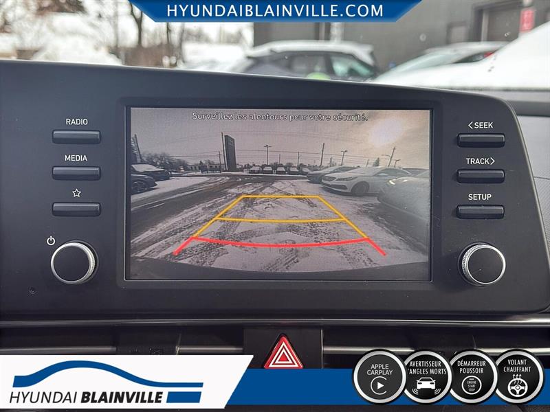 hyundai Elantra 2022 - 18