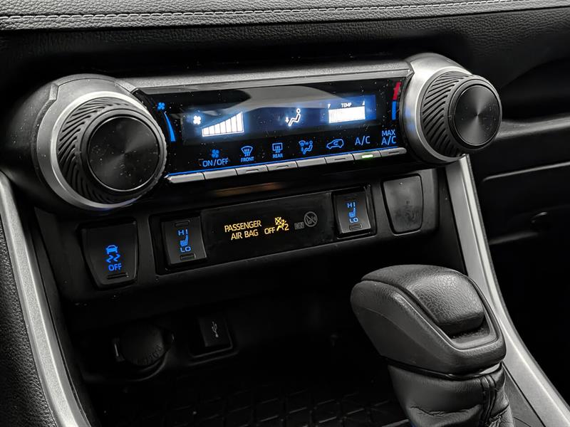 toyota RAV4 2022 - 11