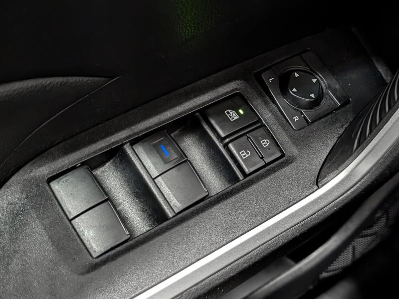 toyota RAV4 2022 - 16