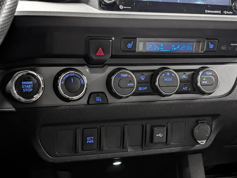 toyota Tacoma 2022 - 11