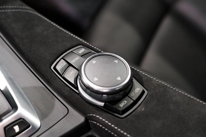 bmw M4 GTS 2016 - 12