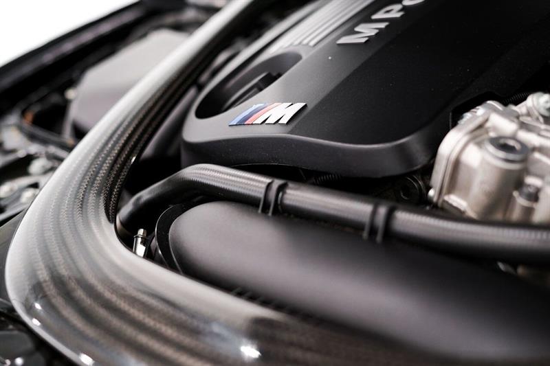 bmw M4 GTS 2016 - 15