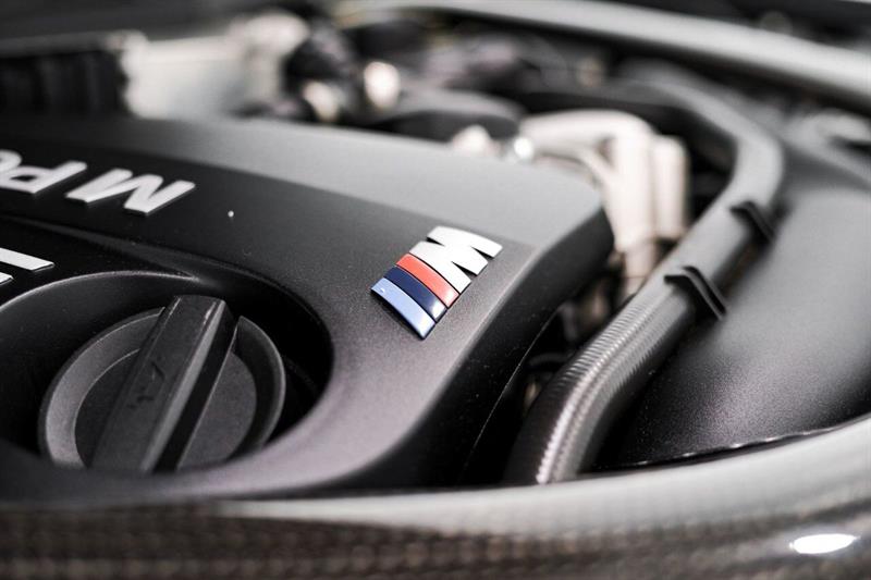 bmw M4 GTS 2016 - 16