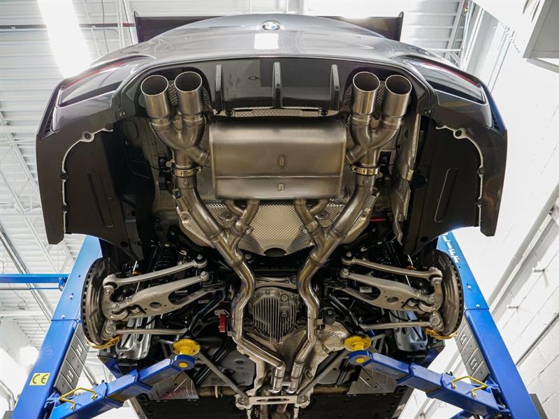 bmw M4 GTS 2016 - 18