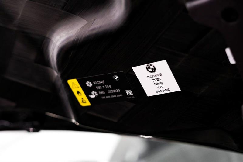 bmw M4 GTS 2016 - 23