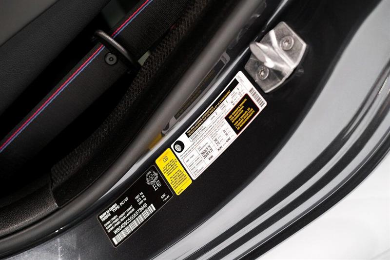 bmw M4 GTS 2016 - 26