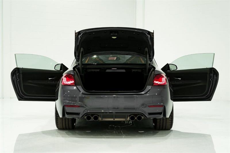 bmw M4 GTS 2016 - 38