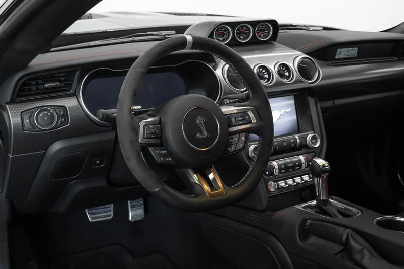 ford Mustang 2020 - 18