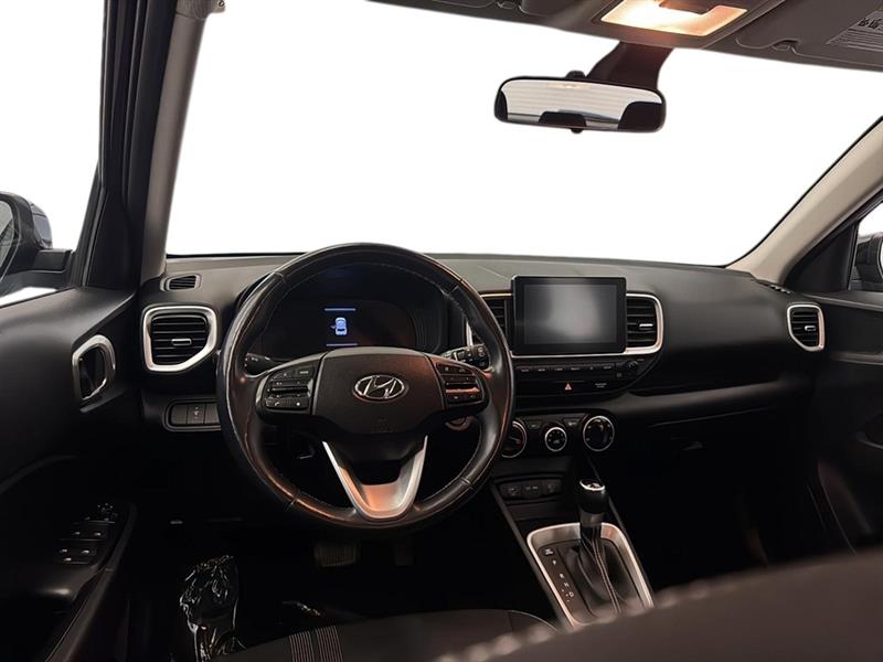 hyundai Venue 2023 - 24