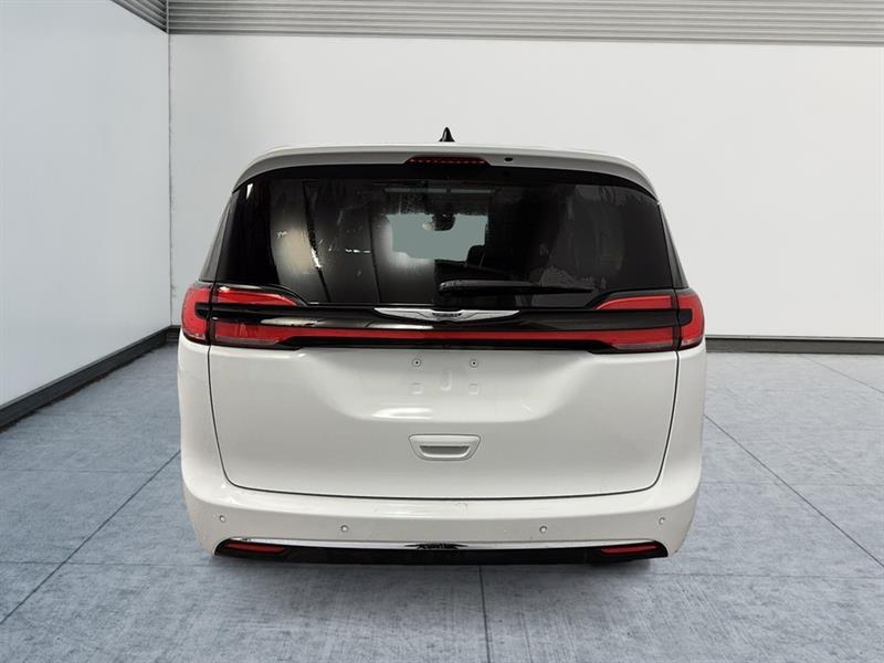 chrysler Pacifica 2023 - 6
