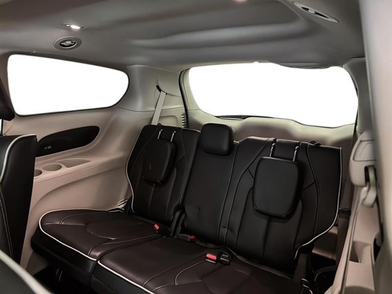 chrysler Pacifica 2023 - 14