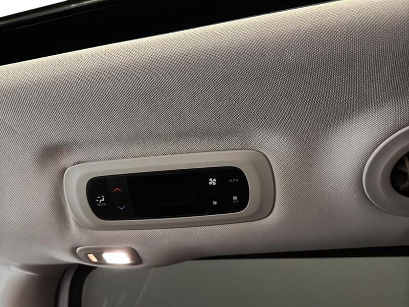 chrysler Pacifica 2023 - 15