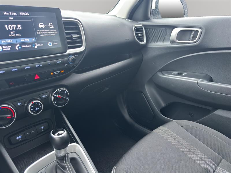 hyundai Venue 2023 - 18